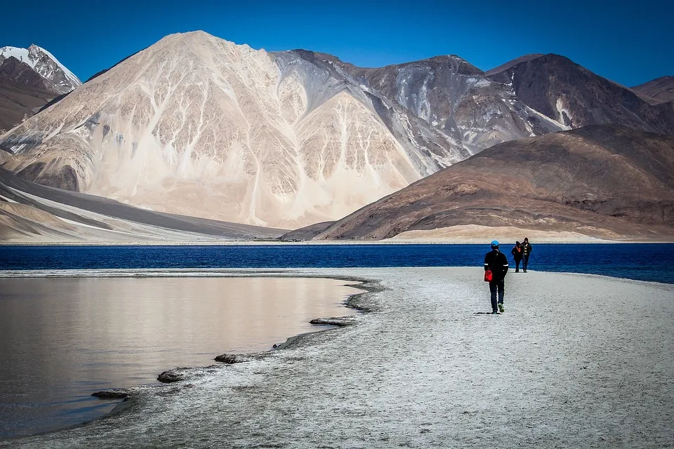 Discover Ladakh – 05 Nights 06 Days